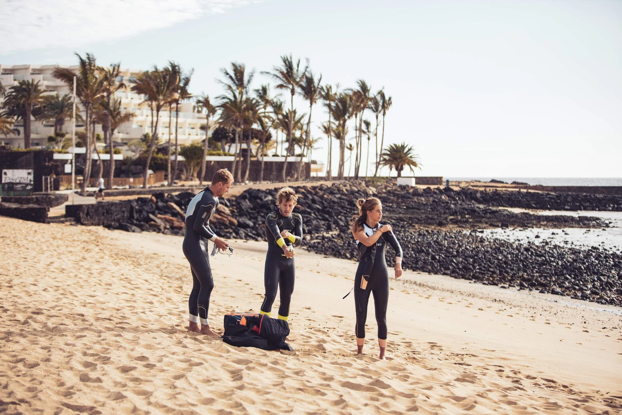 Zone 3 Zone3 - Vision Women's Wetsuit - Black/Rose Pink/Gunmetal - 2023 - Image 7